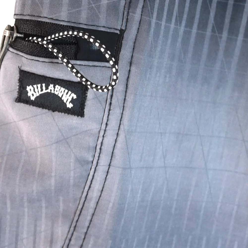Billabong Recycled Fluid Pro Board Shorts Men’s 42 Black Gray Gradient Surf Swim